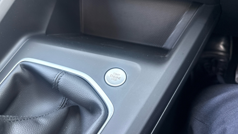 Volkswagen Golf 1.5 TSI Life 5dr Petrol Hatchback